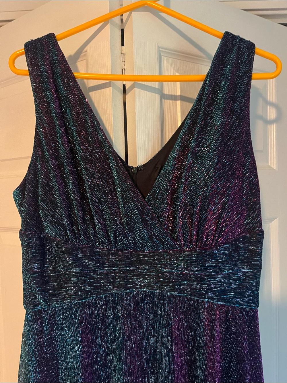 R&M Richards shimmering mermaid metallic purple blue evening gown size 12 - Picture 6 of 14